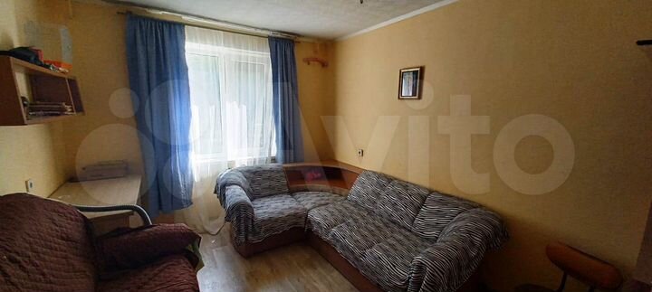 2-к. квартира, 50 м², 1/9 эт.