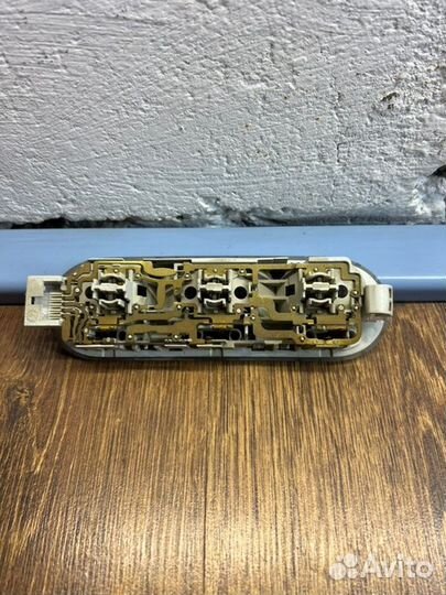 Плафон подсветки салона Nissan Note хэтчбек 1.4