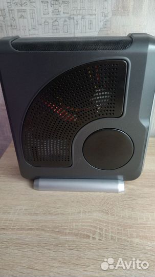 Компактный компьютер Atom D2700