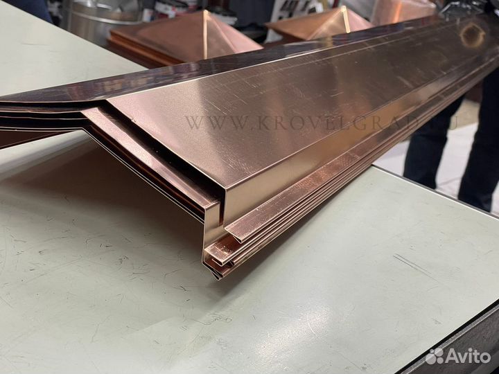 Парапет на забор из меди,Медные колпаки и парапет