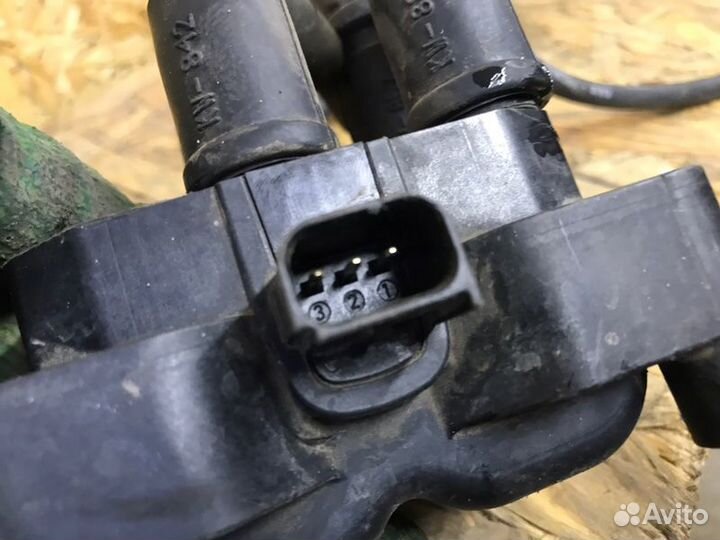 Катушка зажигания Ford Focus 2 седан 1.6 2006