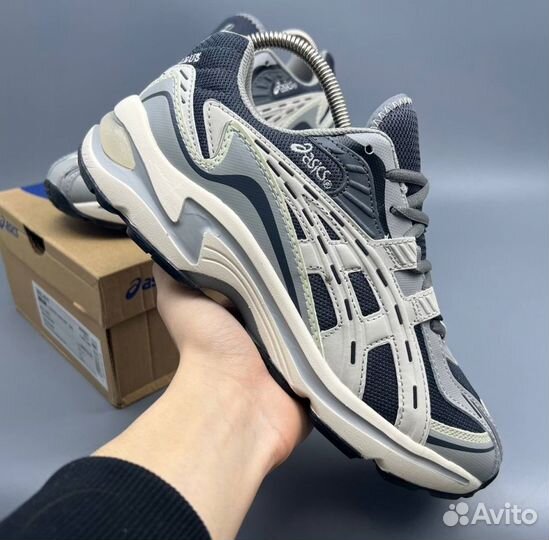 Серые Asics Preleus