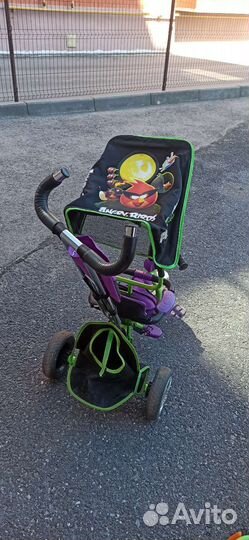 Трехколесный велосипед