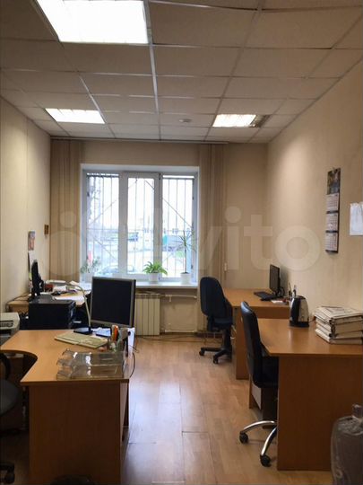 Продам офисное здание на Артинской,1.235м2,метро