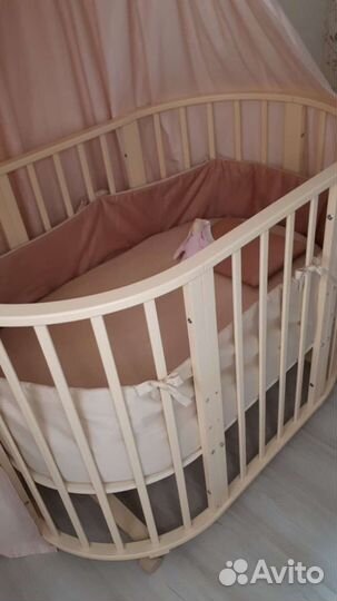 Бортик в детскую овальную кроватку и постельное бе