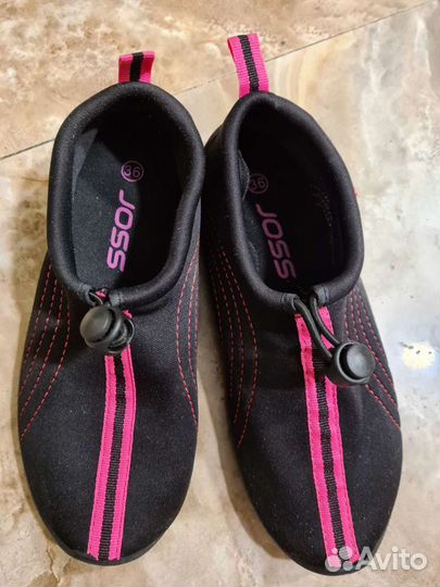 Гидрокостюм женский с коралловой обувью