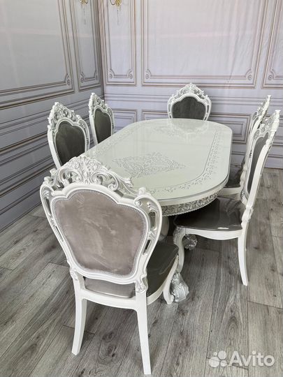 Стол и Стулья