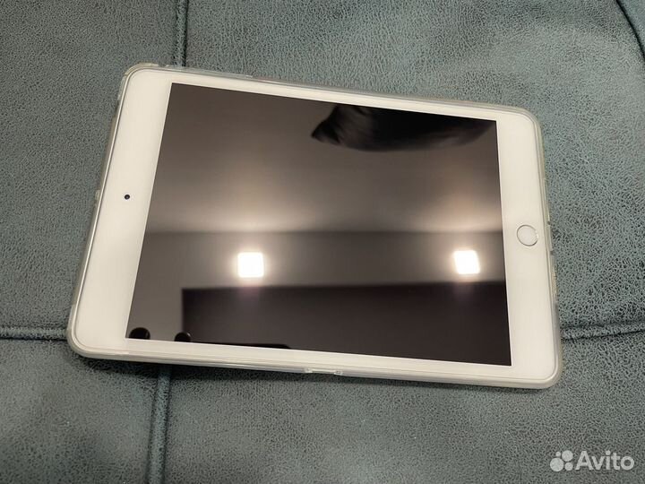 Apple iPad mini 5 256Gb silver 2019 model A2133