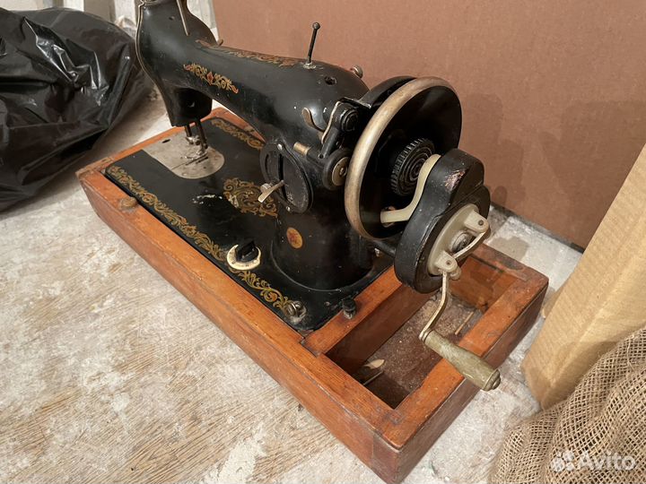 Швейная машинка