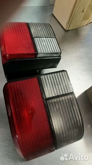 Комплект задних фонарей Vw T4 Цена за пару