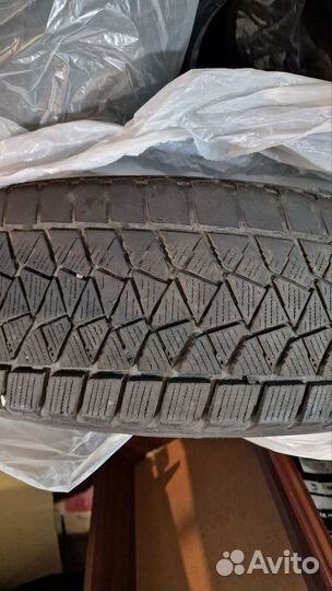 Bridgestone Blizzak Ice 225/65 R17 102C