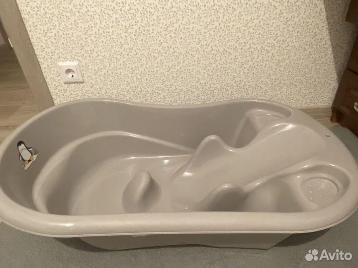 Ванночка для купания с горкой