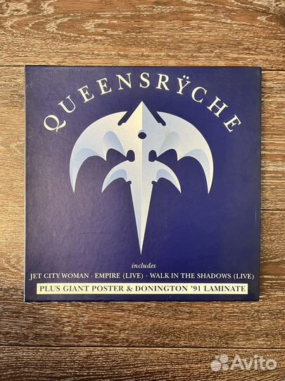 Queensrÿche – Jet City Woman 12