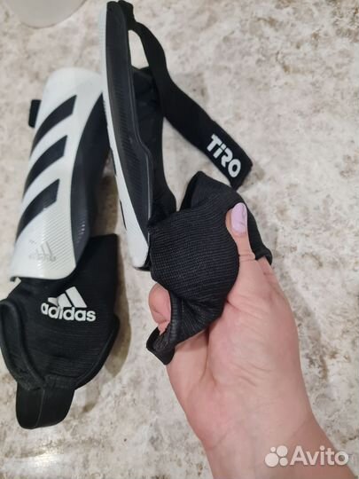 Щитки футбольные детские adidas