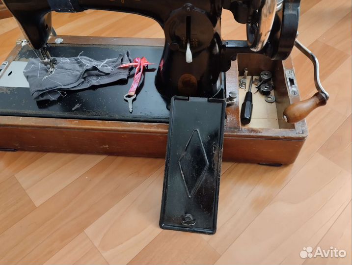 Швейная машина пмз