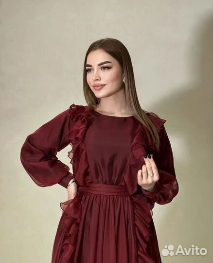 Вечернее платье