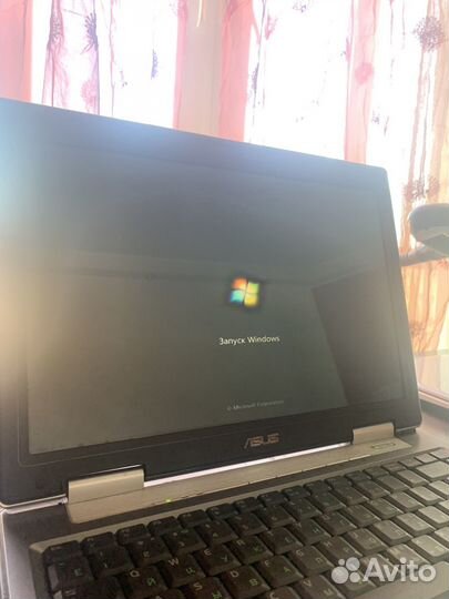 Ноутбук asus A8Le