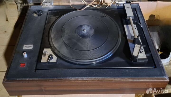 Запчасти от проигрывателя Melodija 104 Stereo 01