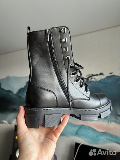 Ботинки женские высокие Clanvi