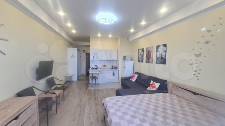 Квартира-студия, 42 м², 4/9 эт.