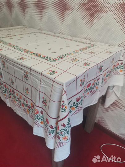 Скатерть 134x128