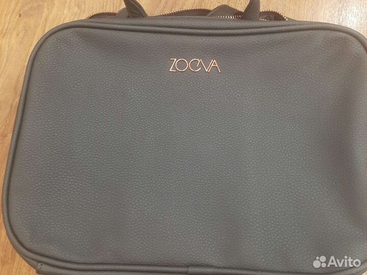 Тени zoeva, кейс визажиста