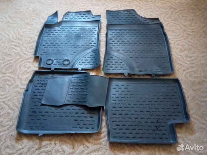 Резиновые коврики для Geelу Emgrand