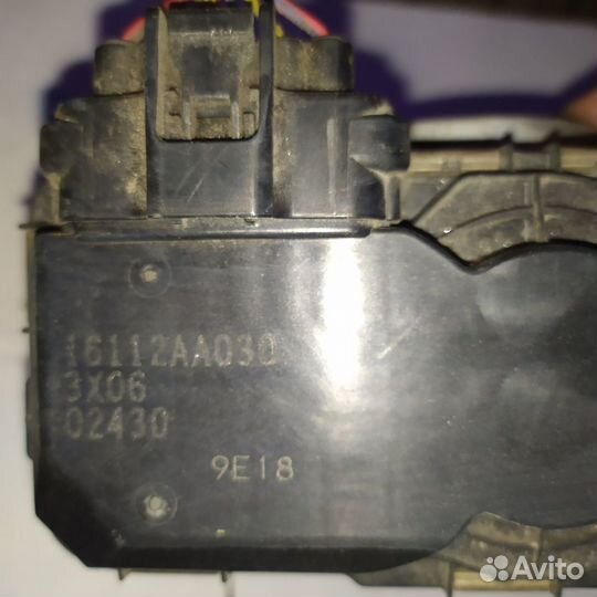 Дроссельная заслонка Subaru Legacy