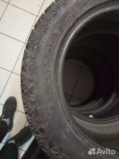 Wolftyres Nord SUV 215/60 R17
