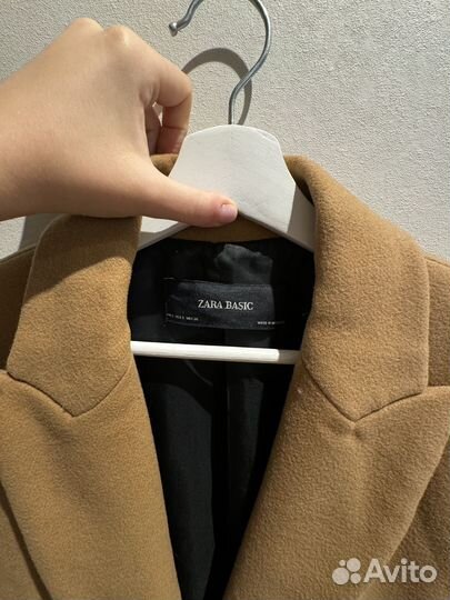 Пальто женское коричневое zara