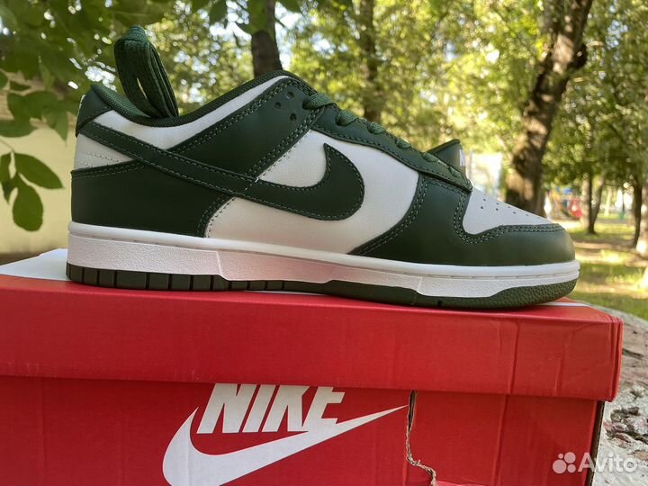 Nike dunk low green