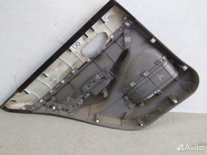 Обшивка двери задней правой Honda Civic 4D 2006-20