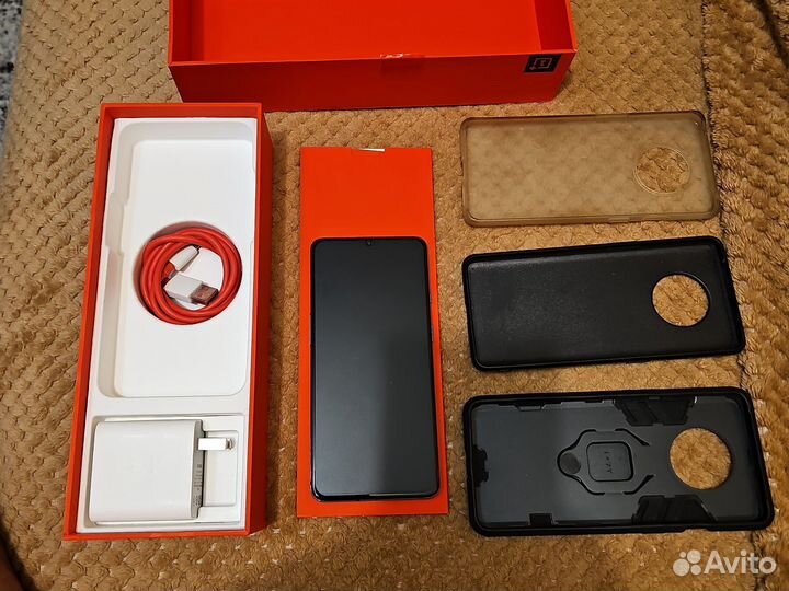 OnePlus 7T, 8/256 ГБ