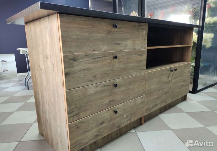 Авторский Стол Флориста на Заказ Выбор