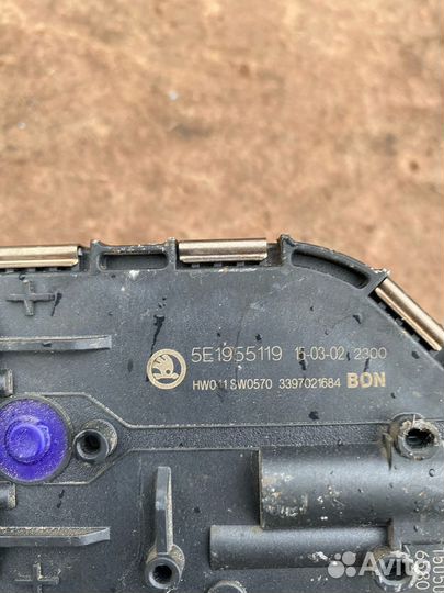 Моторчик стеклоочистителя Skoda Octavia 3 A7