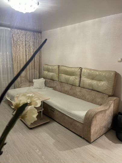 2-к. квартира, 53 м², 3/9 эт.