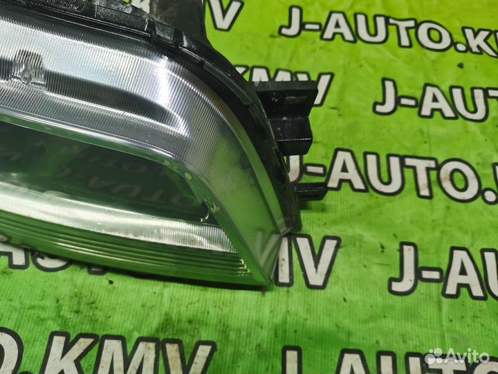 Фара Nissan Cube