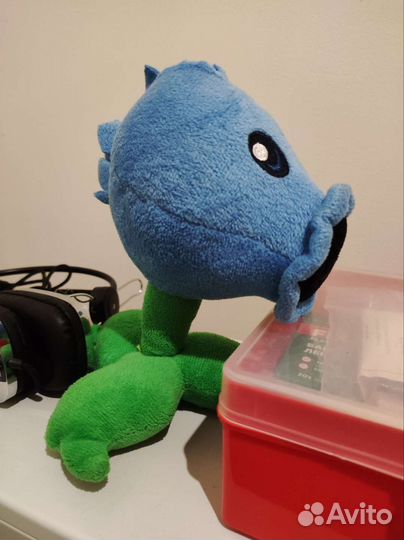 Игрушка цветок из зомби и чего-то там