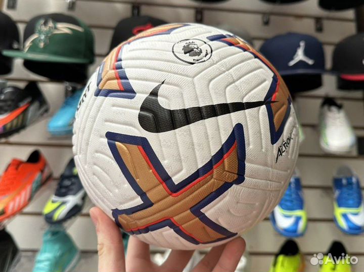 Футбольный мяч Nike 4