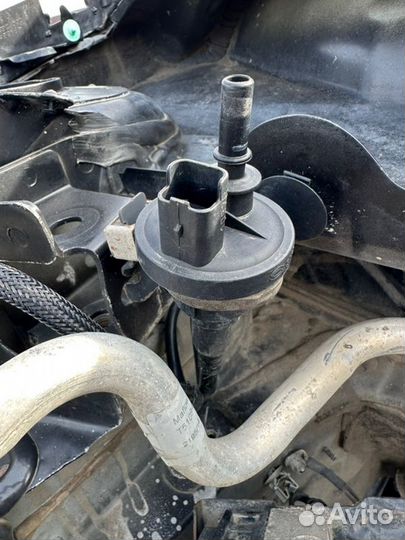 Клапан абсорбера Renault Megane 2 седан