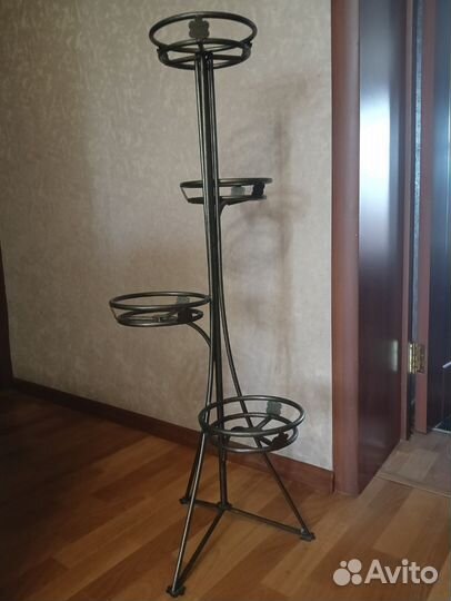 Подставка для цветов напольная металлическая