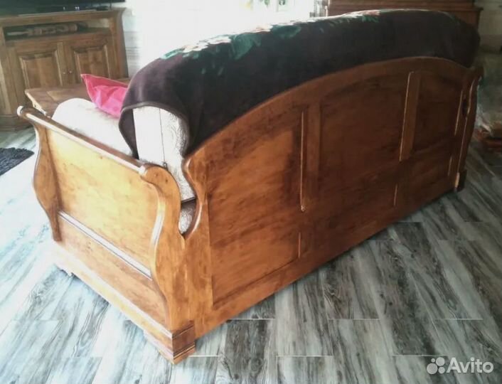 Диван без ящика 