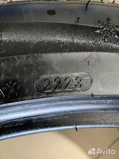 Tourador Winter Pro TSU1 275/40 R21 и 315/35 R21