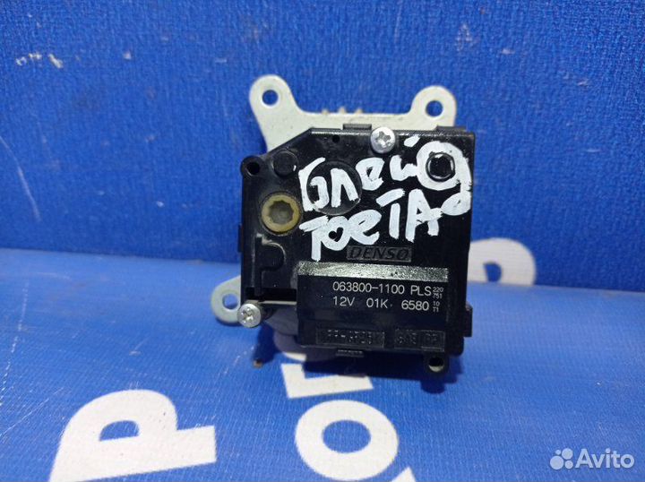 Моторчик заслонок отопителя Toyota Blade хэтчбек