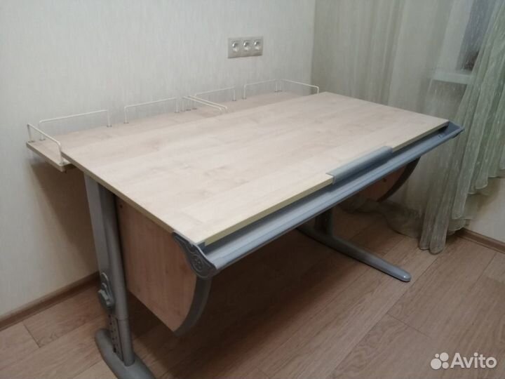 Парта-трансформер