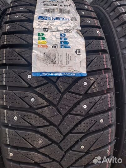 Triangle IcelynX TI501 215/55 R17