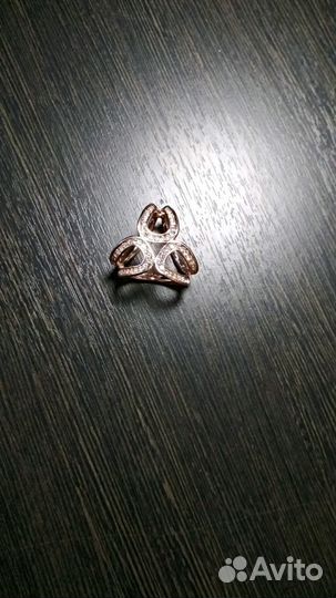 Брошь для шарфа