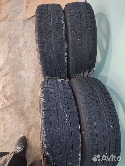 Bridgestone Blizzak VRX 195/65 R15 91Q