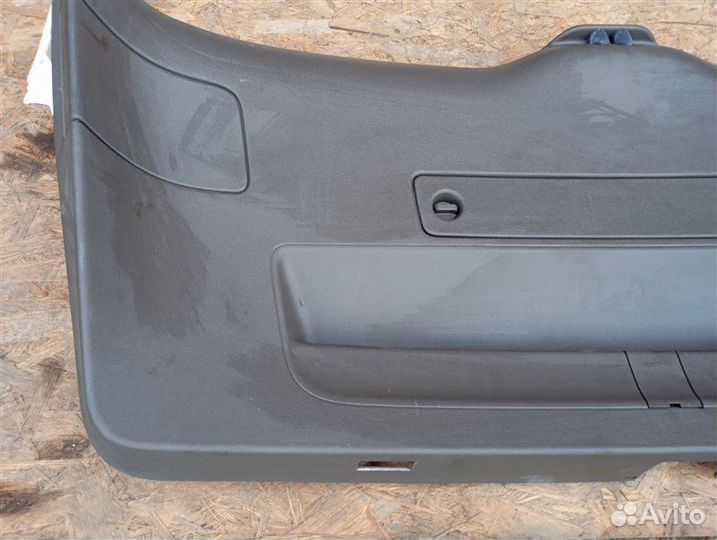 Обшивка двери багажника Audi Q5 8R 2.0 CNC 2013