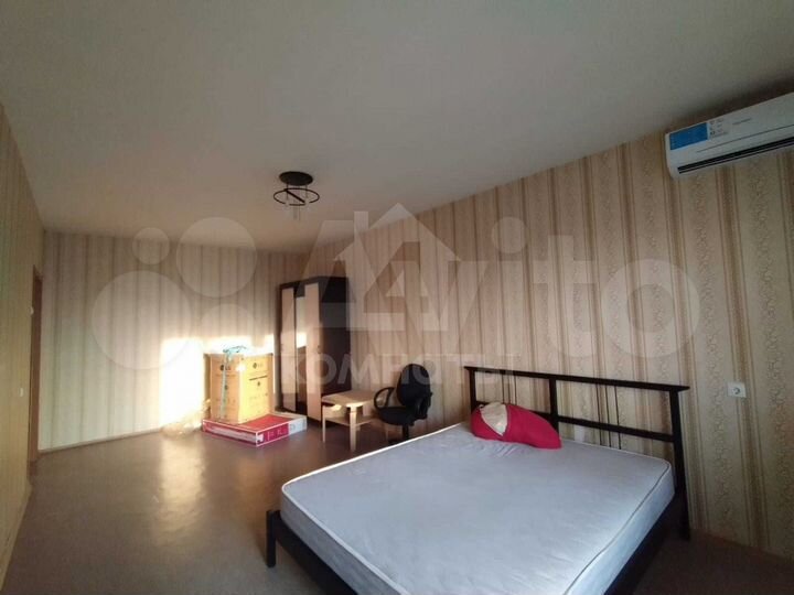 2-к. квартира, 54 м², 8/13 эт.